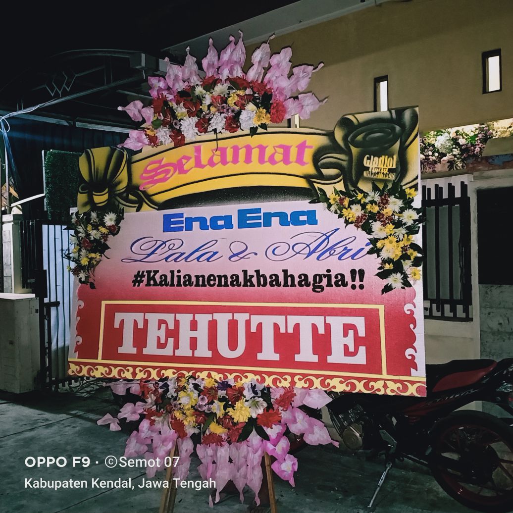 Karangan Bunga Pernikahan 3